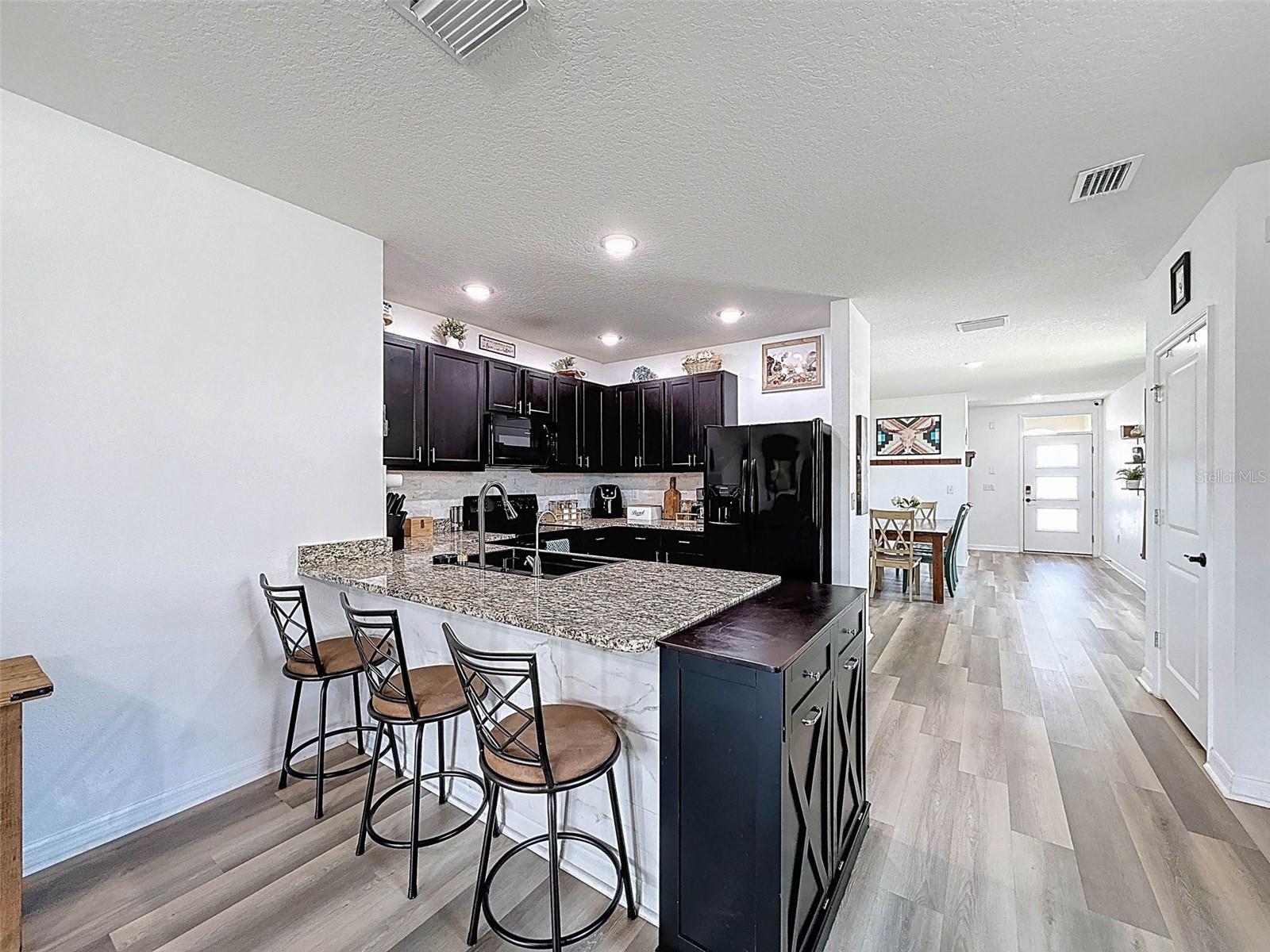 BREAKFAST BAR FOR EXTRA SEATING