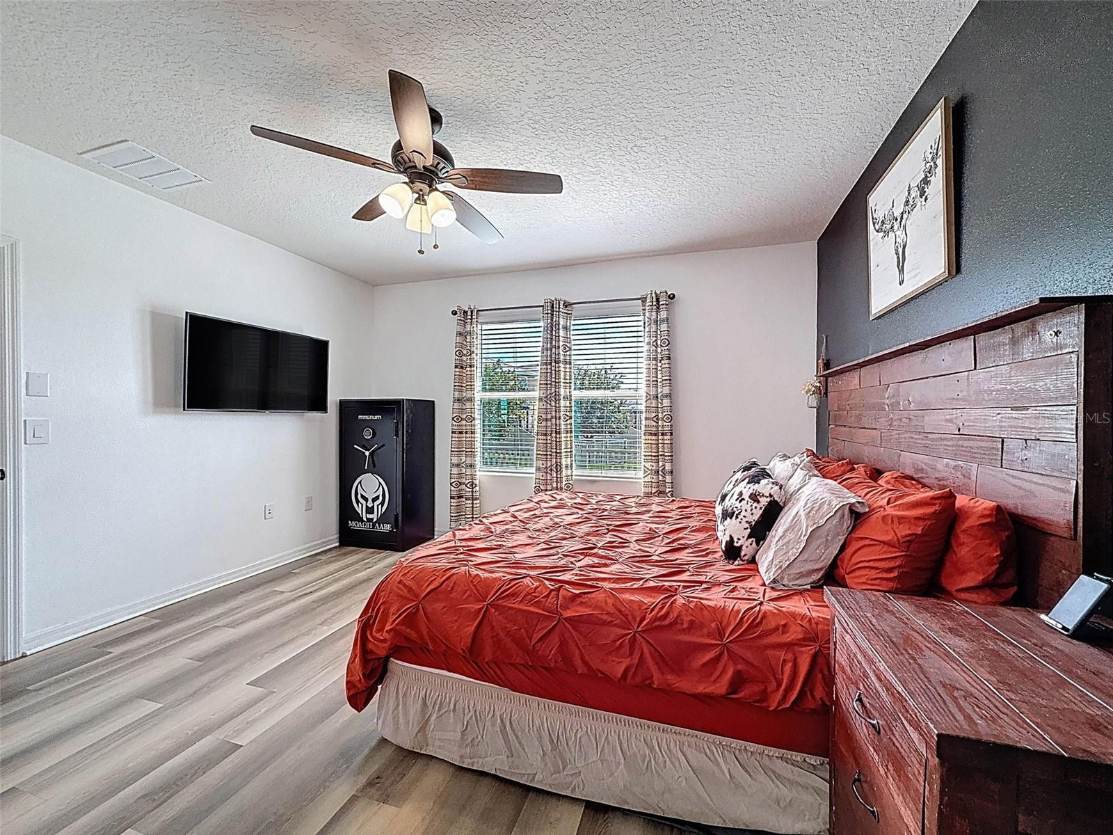 SPLIT BEDROOM PLAN PRIMARY IS IN THE BACK OF THE HOME