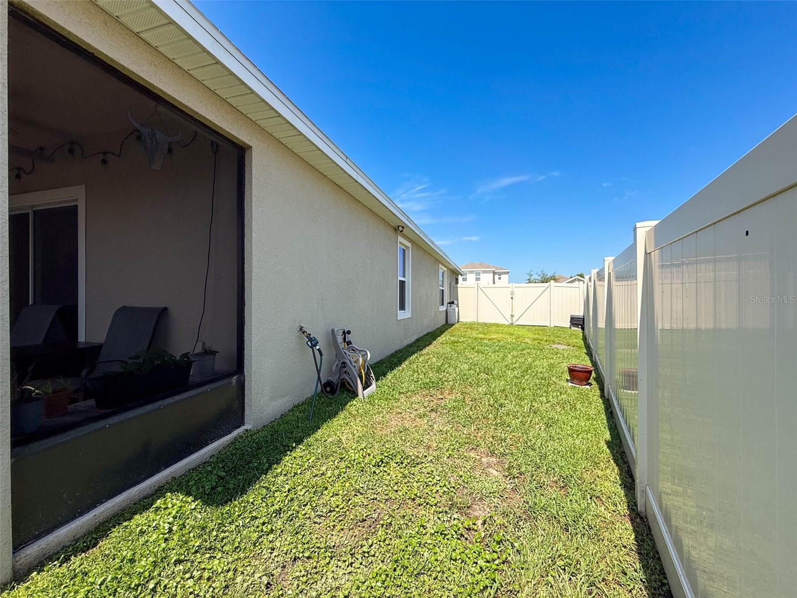 LARGE SIDE YARD WITH GATE USE AS NEEDED