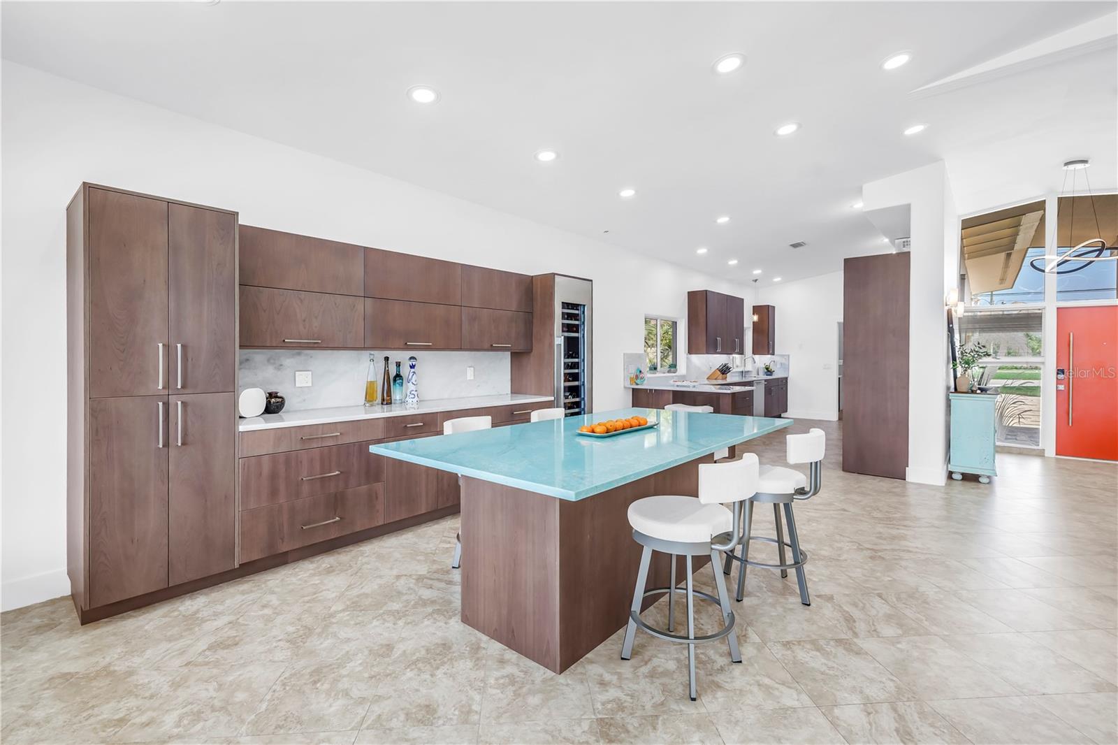 16 TREASURE LN, TREASURE ISLAND, FL, 33706