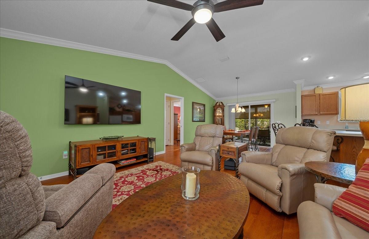 891 BARTLET LN, THE VILLAGES, FL, 32162