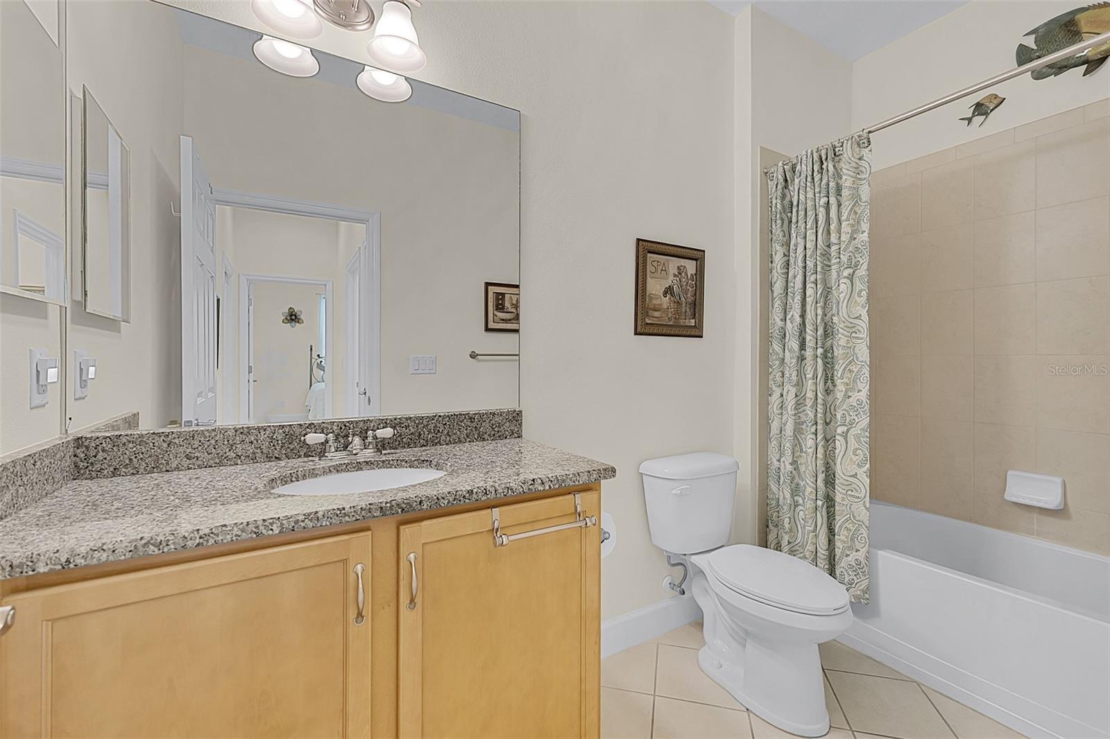 2504 SAPPHIRE GREENS LN, SUN CITY CENTER, FL, 33573