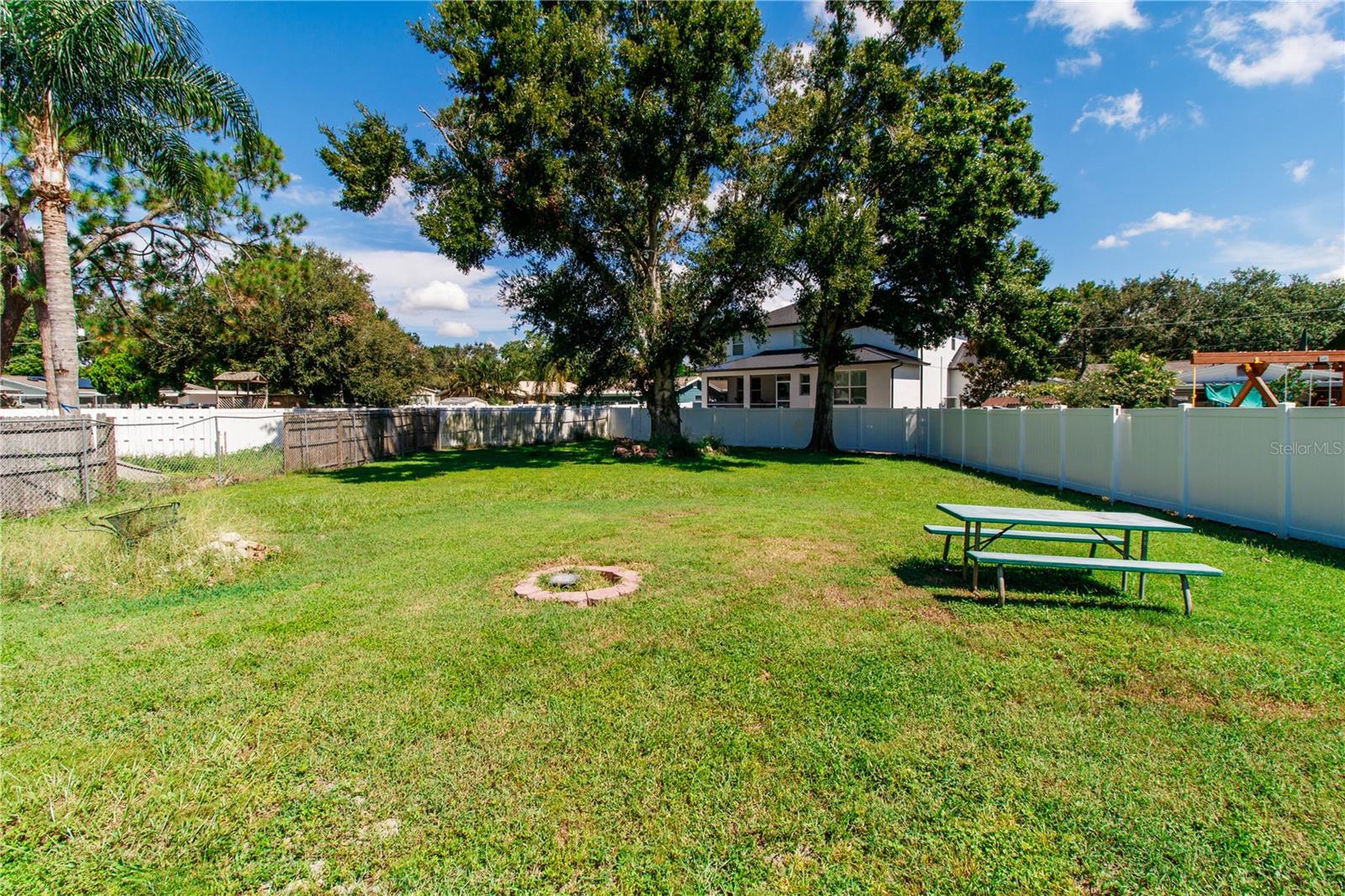 2725 W TYSON AVE, TAMPA, FL, 33611