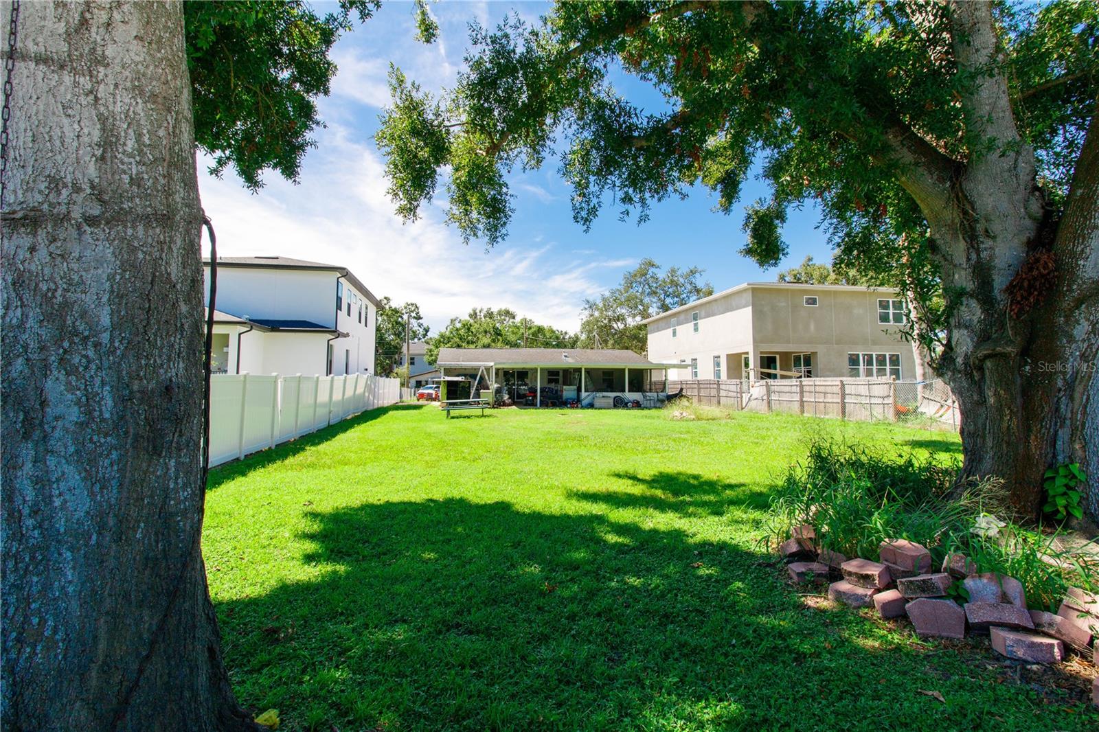 2725 W TYSON AVE, TAMPA, FL, 33611