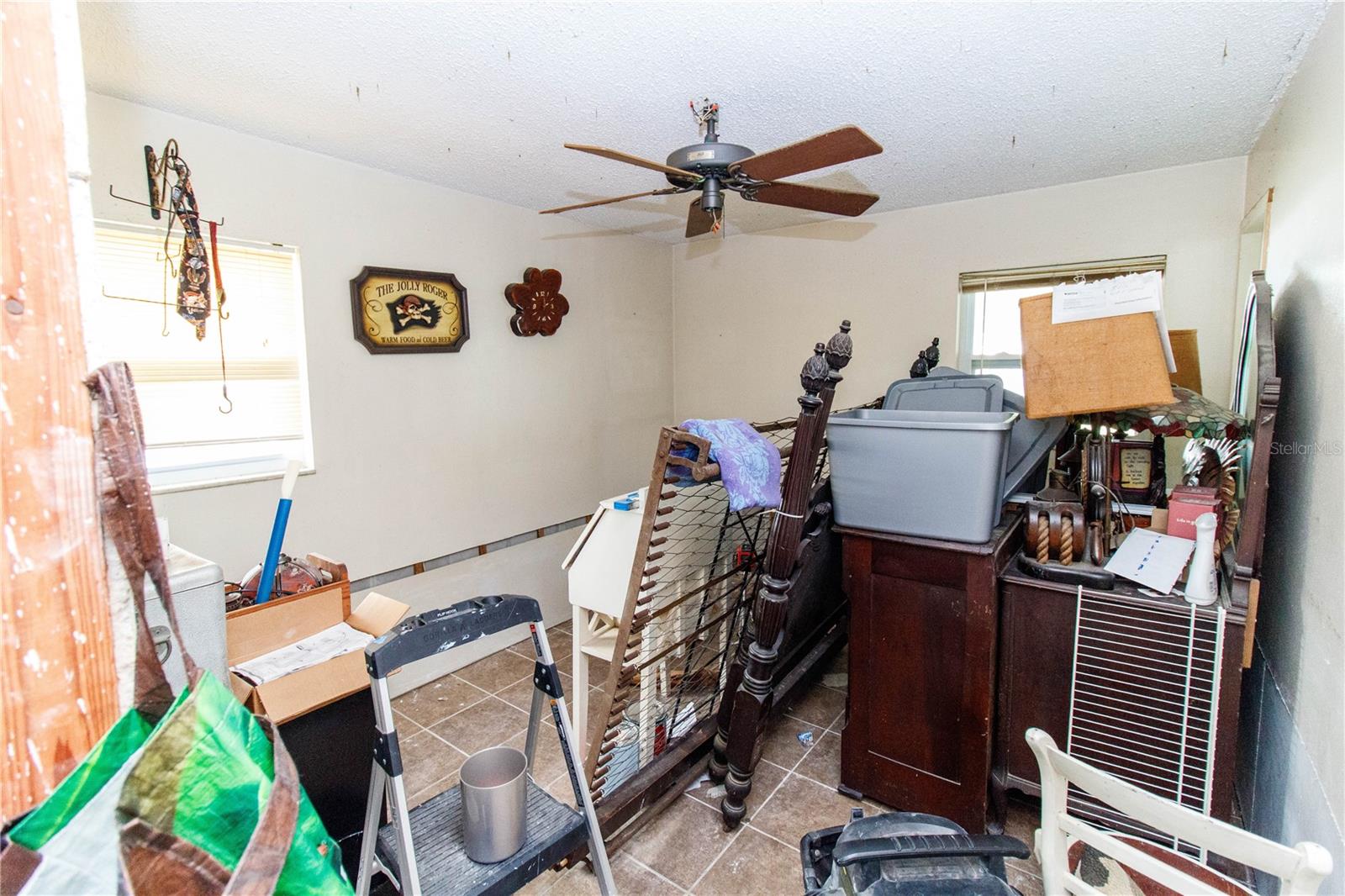 2725 W TYSON AVE, TAMPA, FL, 33611