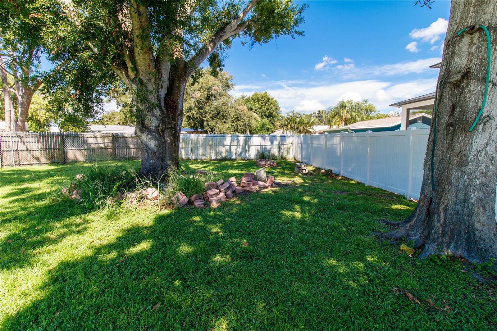 2725 W TYSON AVE, TAMPA, FL, 33611