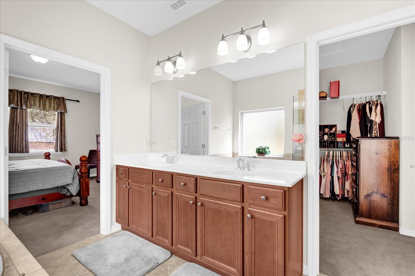 556 GRANDE DR, DAVENPORT, FL, 33837