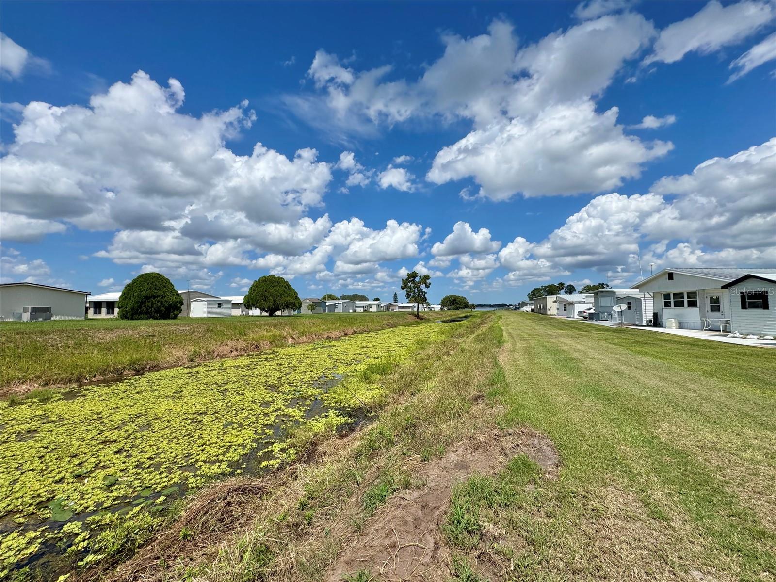 P4936236 Property Photo