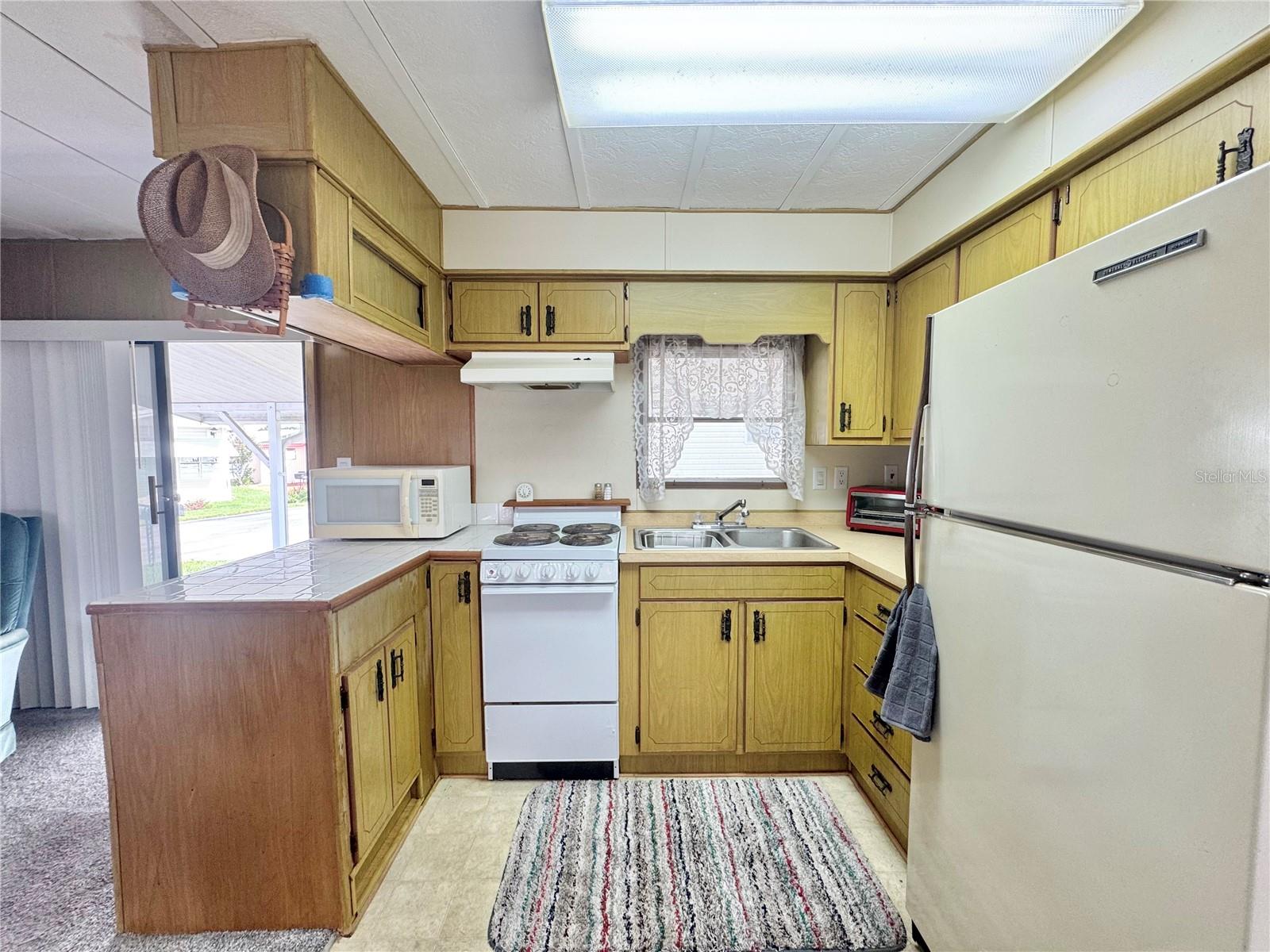 P4936236 Property Photo