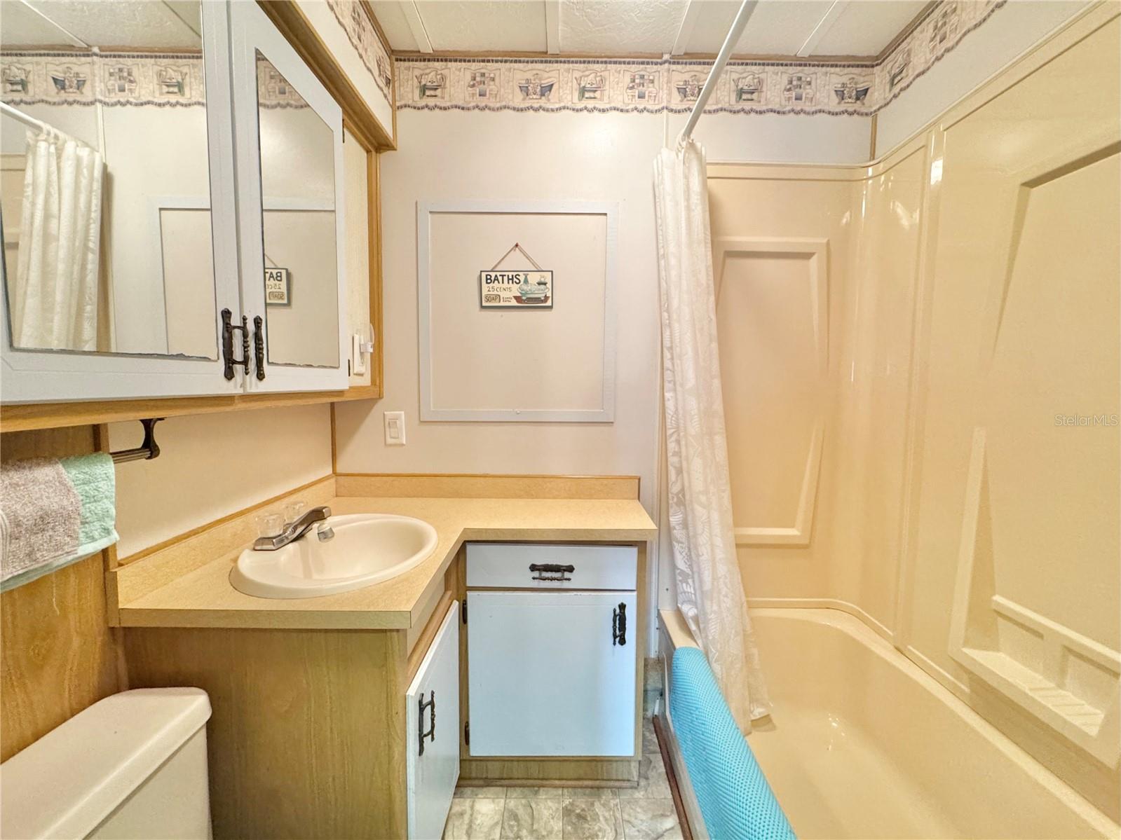 P4936236 Property Photo