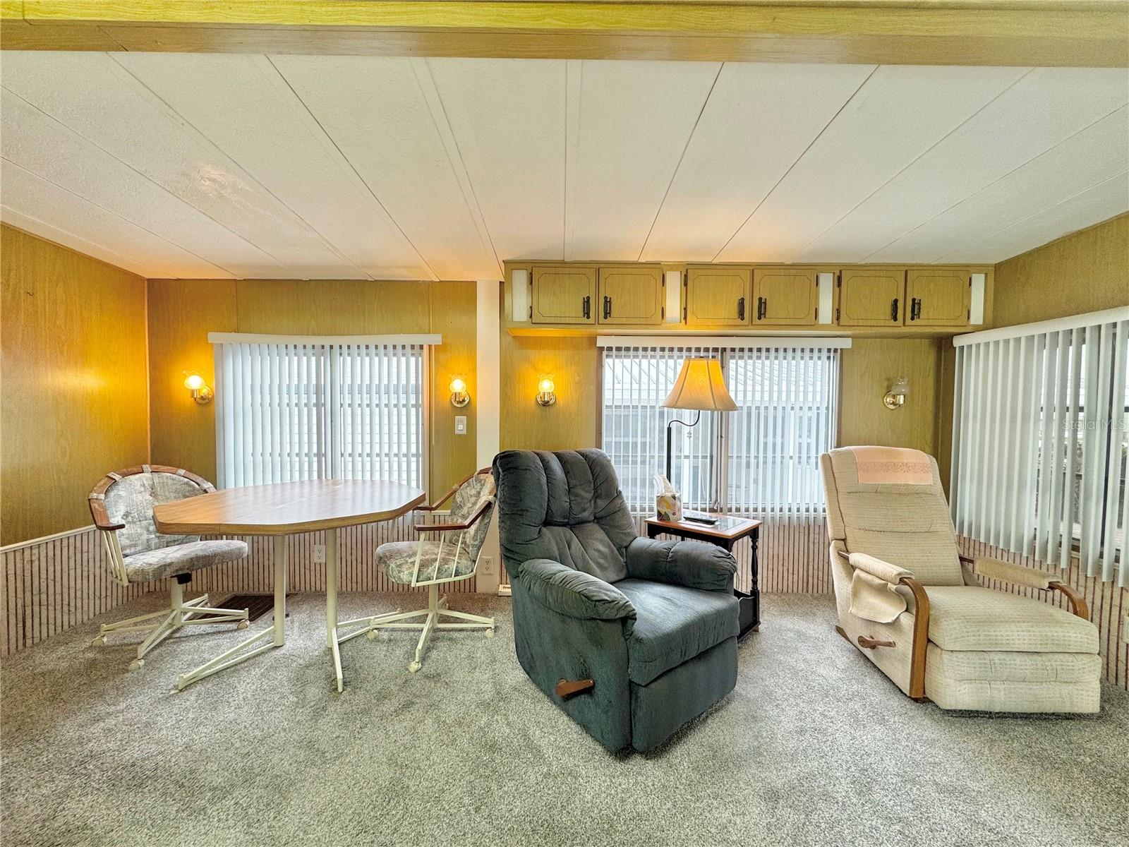 P4936236 Property Photo