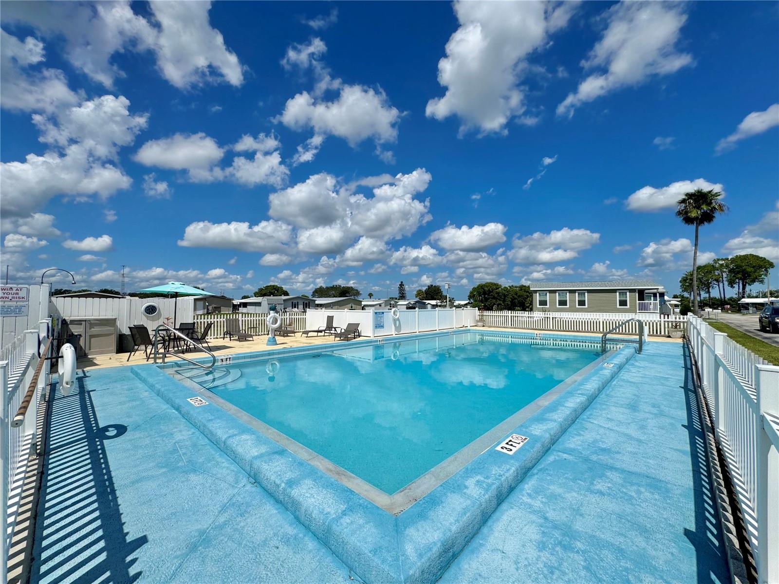 P4936236 Property Photo