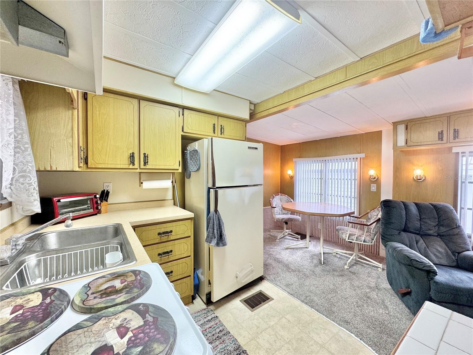 P4936236 Property Photo