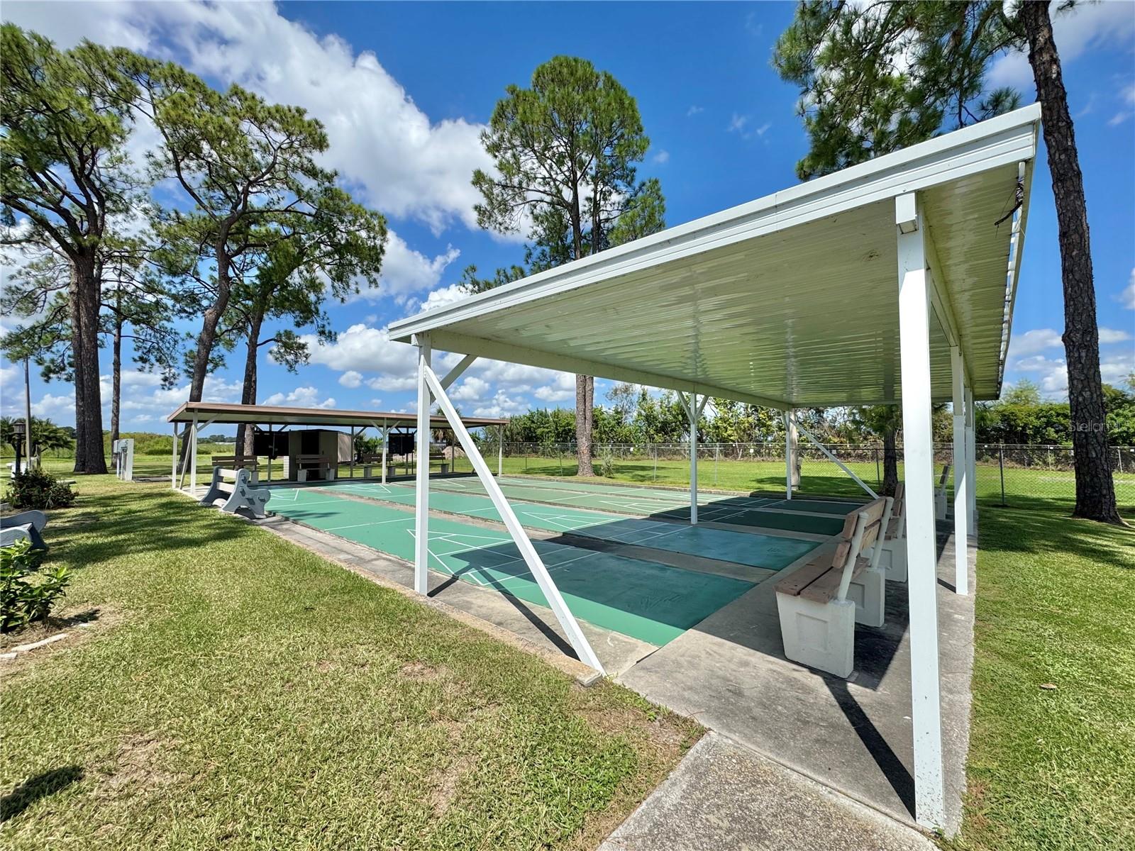 P4936236 Property Photo