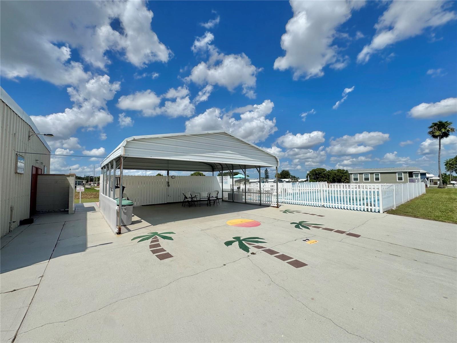 P4936236 Property Photo