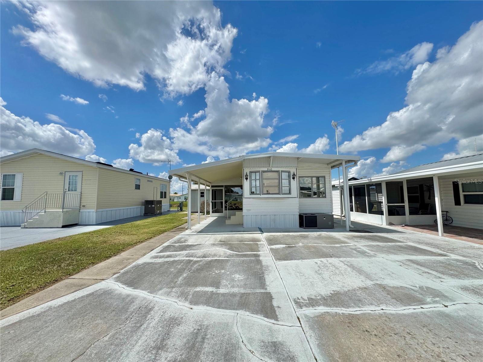 P4936236 Property Photo