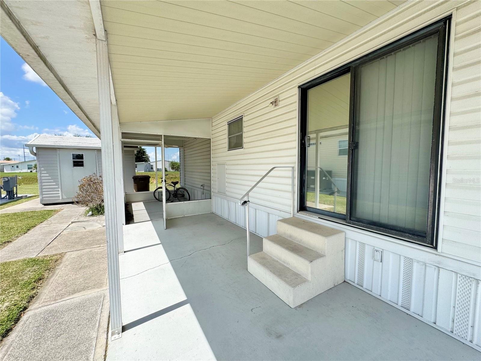 P4936236 Property Photo