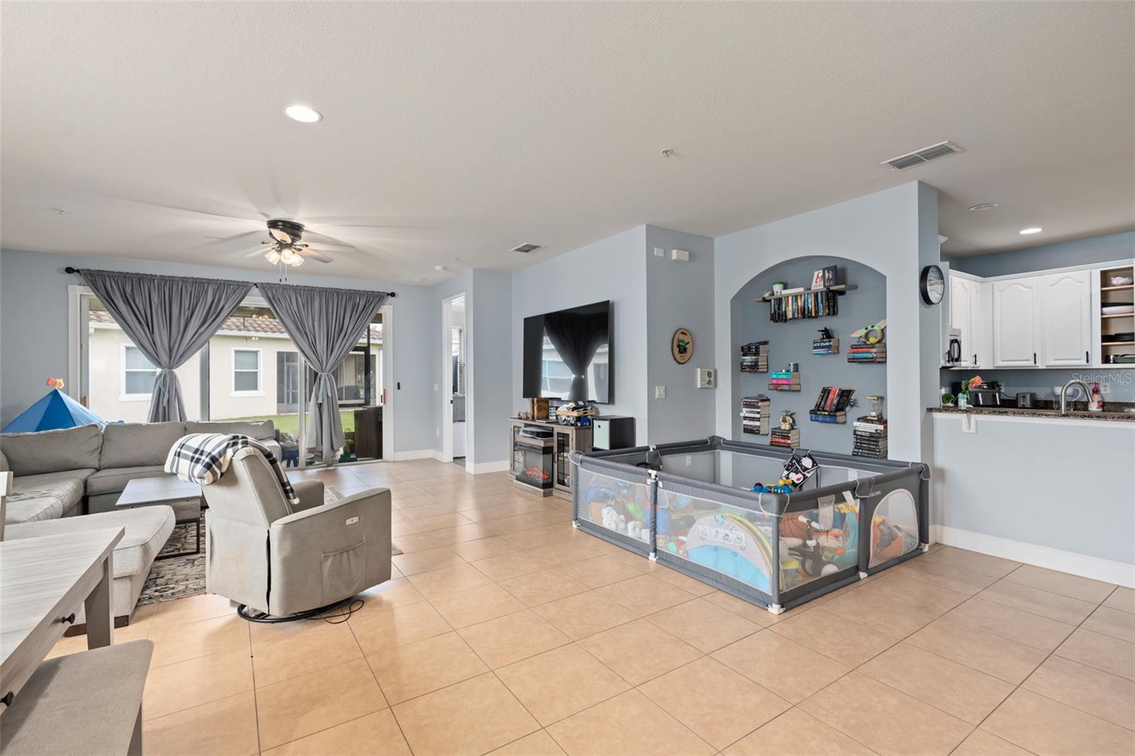 2400 HARWICH DR, KISSIMMEE, FL, 34741