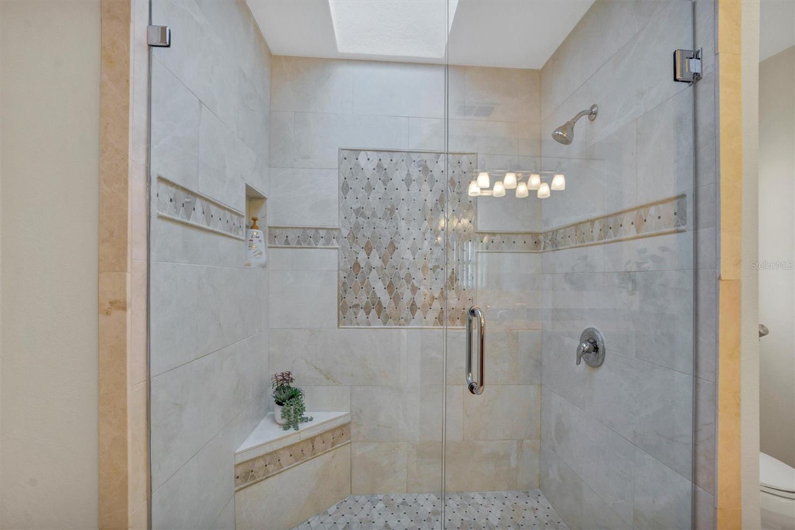 517 CLUBHOUSE DR, LAKE WALES, FL, 33898