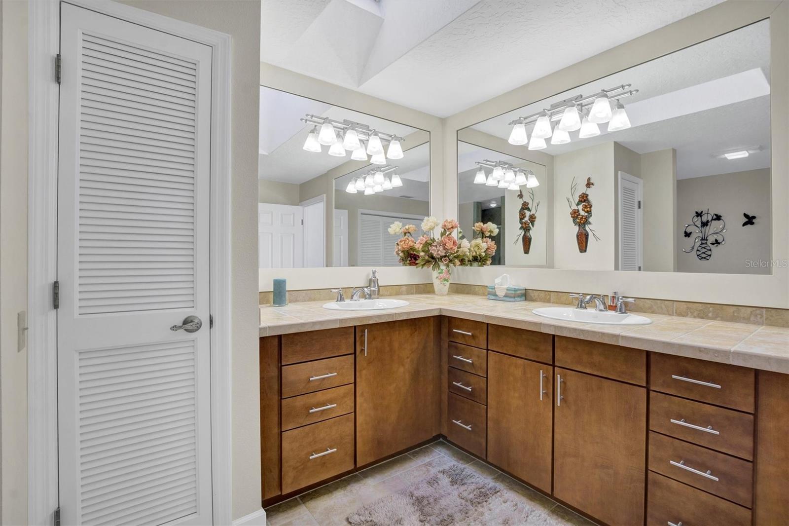 517 CLUBHOUSE DR, LAKE WALES, FL, 33898