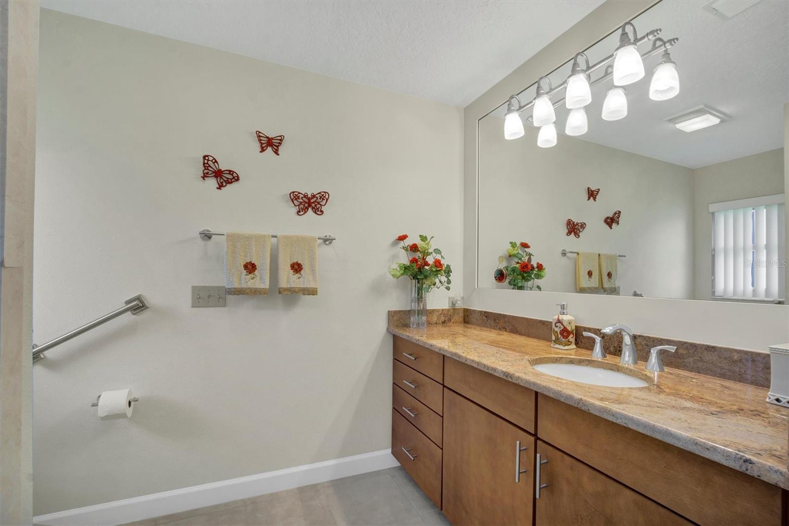 517 CLUBHOUSE DR, LAKE WALES, FL, 33898