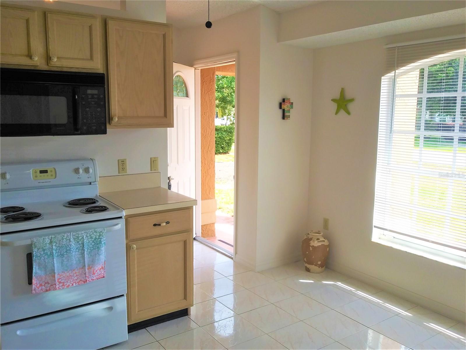 2588 ACADEMY AVE, DELTONA, FL, 32738