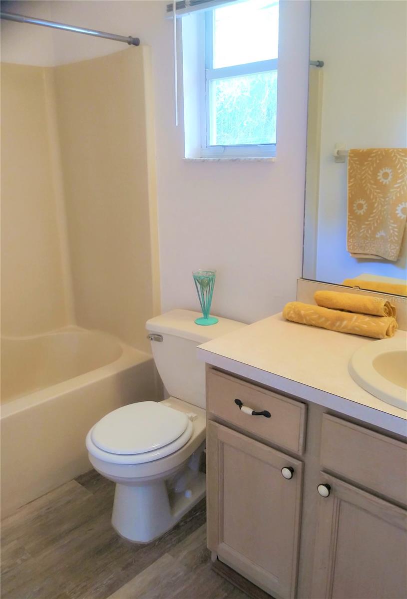 2588 ACADEMY AVE, DELTONA, FL, 32738