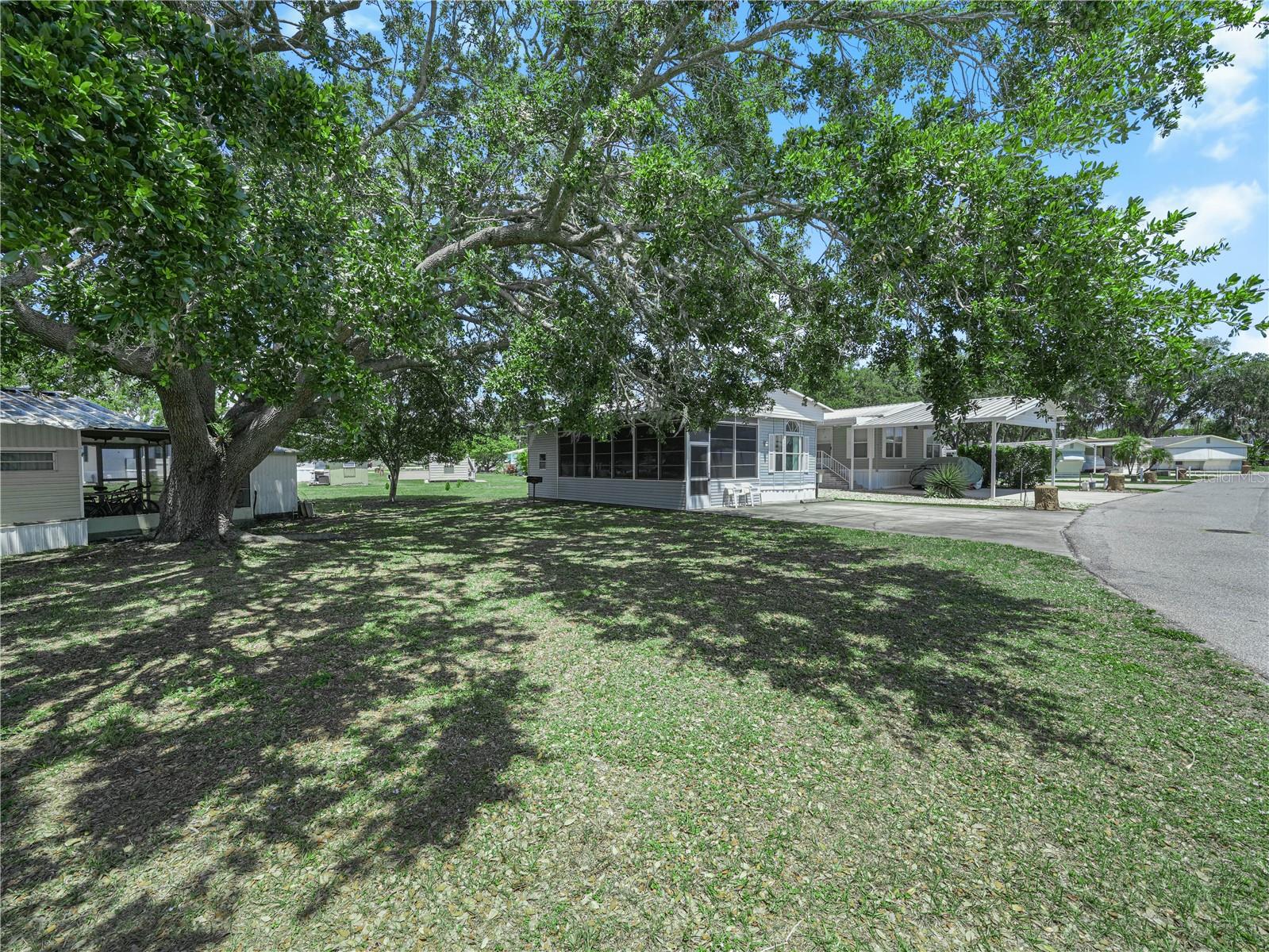 2 GRAYHACKLE ST, LAKE WALES, FL, 33898