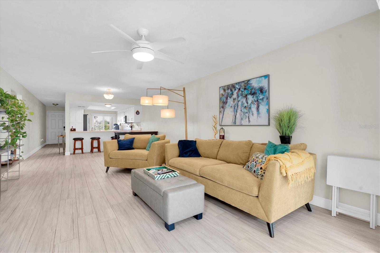 10122 REGAL DR, LARGO, FL, 33774