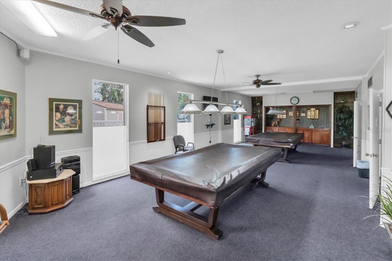 10122 REGAL DR, LARGO, FL, 33774