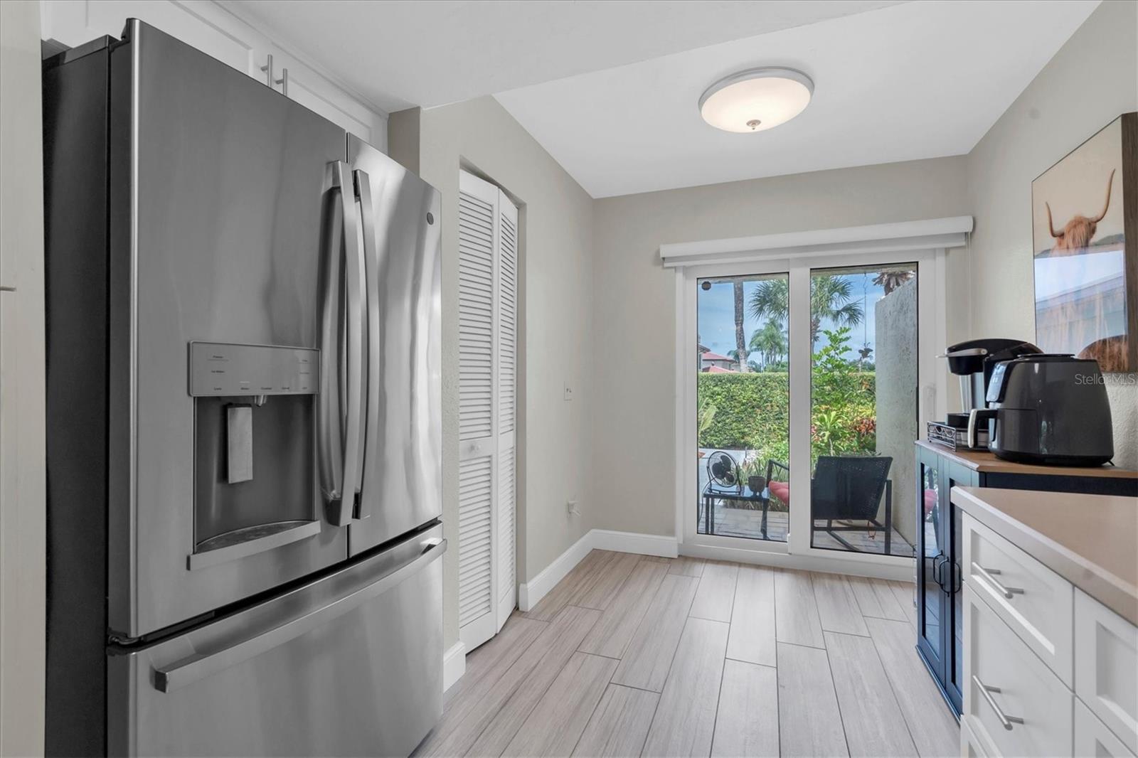 10122 REGAL DR, LARGO, FL, 33774