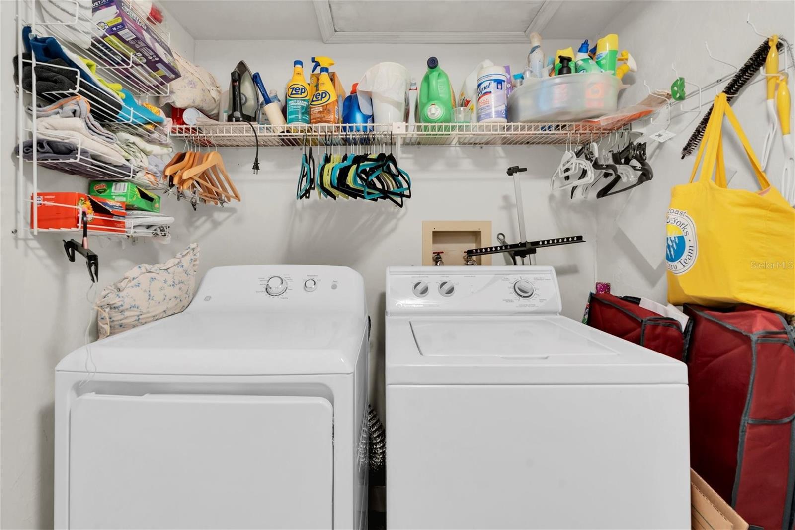 10122 REGAL DR, LARGO, FL, 33774