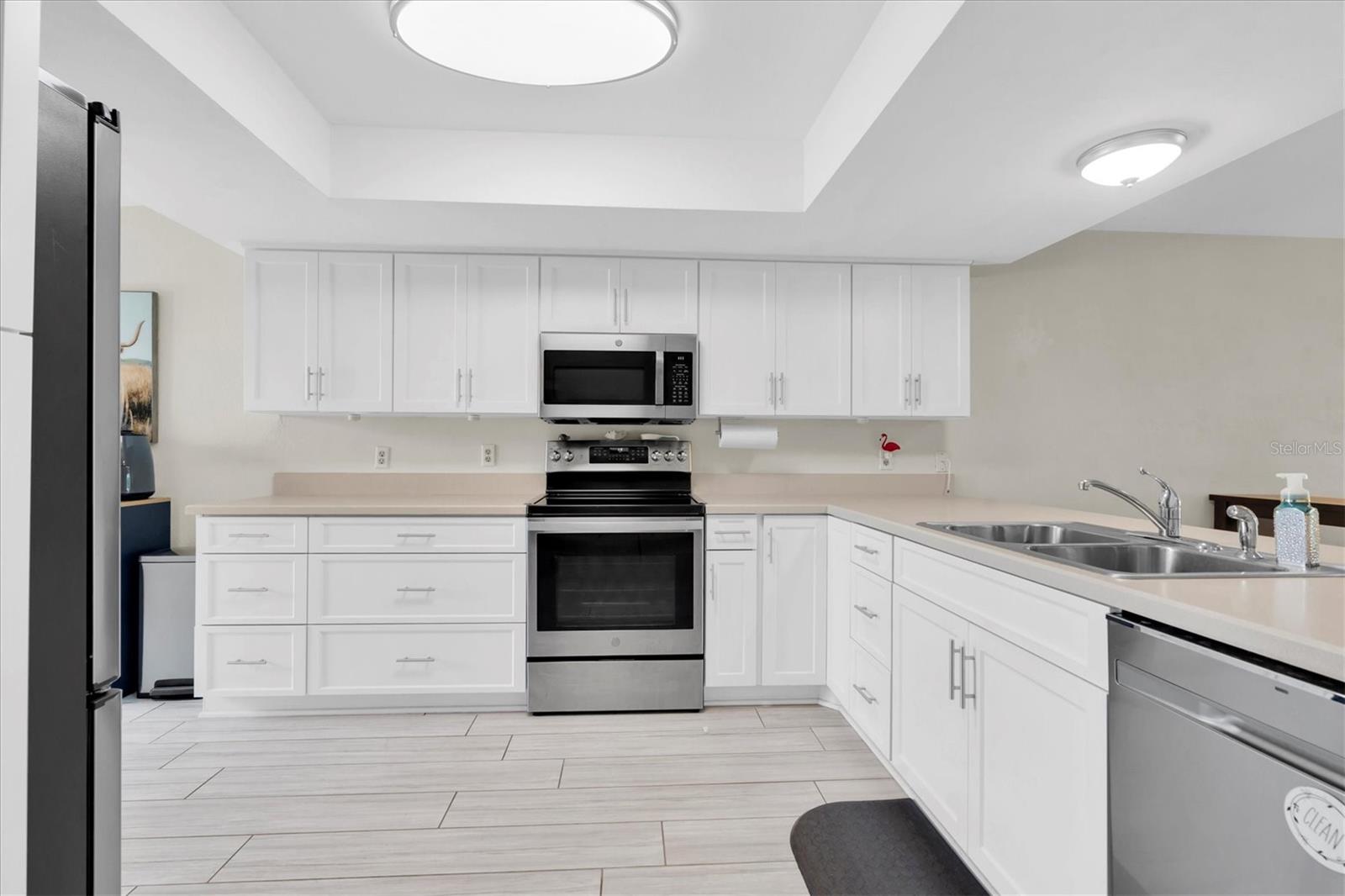 10122 REGAL DR, LARGO, FL, 33774