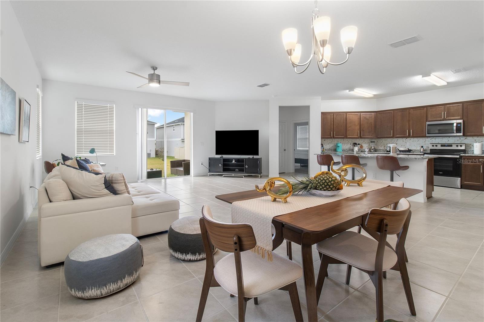 9032 HOOTON WAY, DAVENPORT, FL, 33896