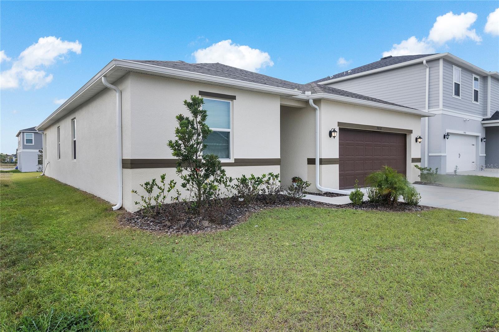 9032 HOOTON WAY, DAVENPORT, FL, 33896