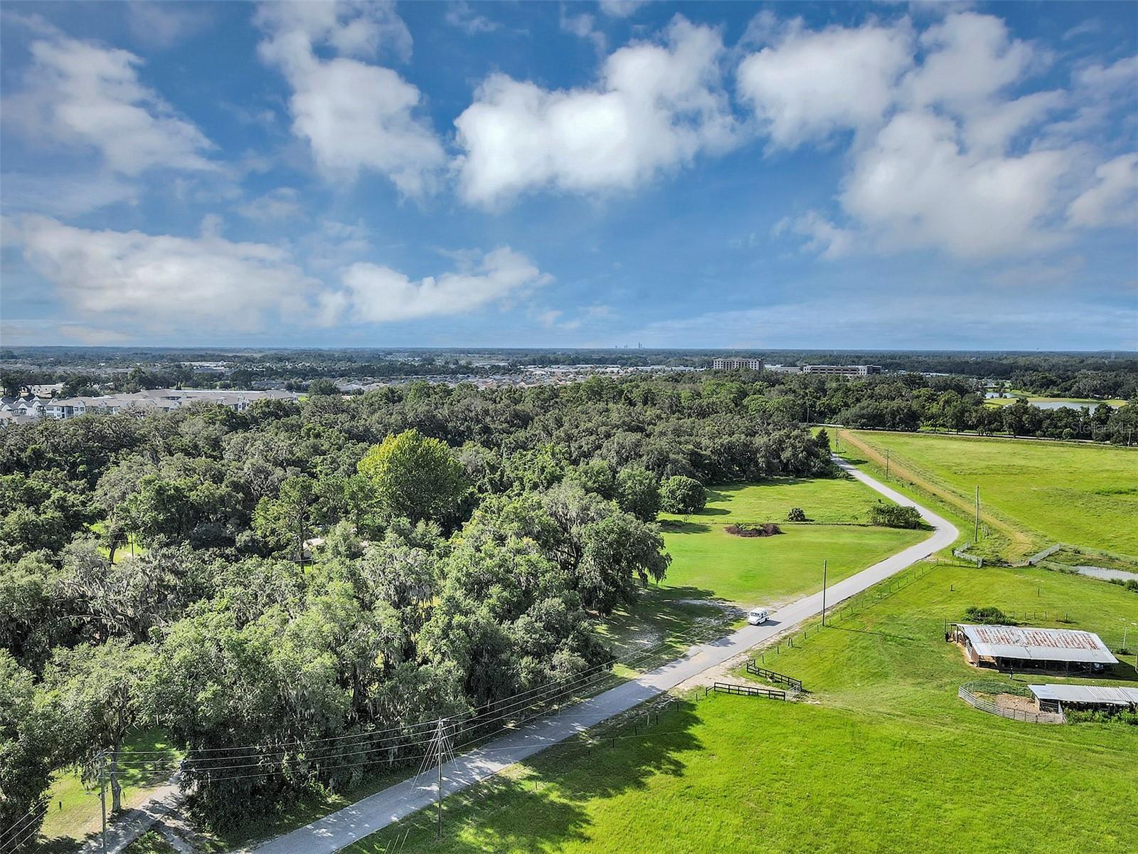 510 PHILLIPS LN, WILDWOOD, FL, 34785