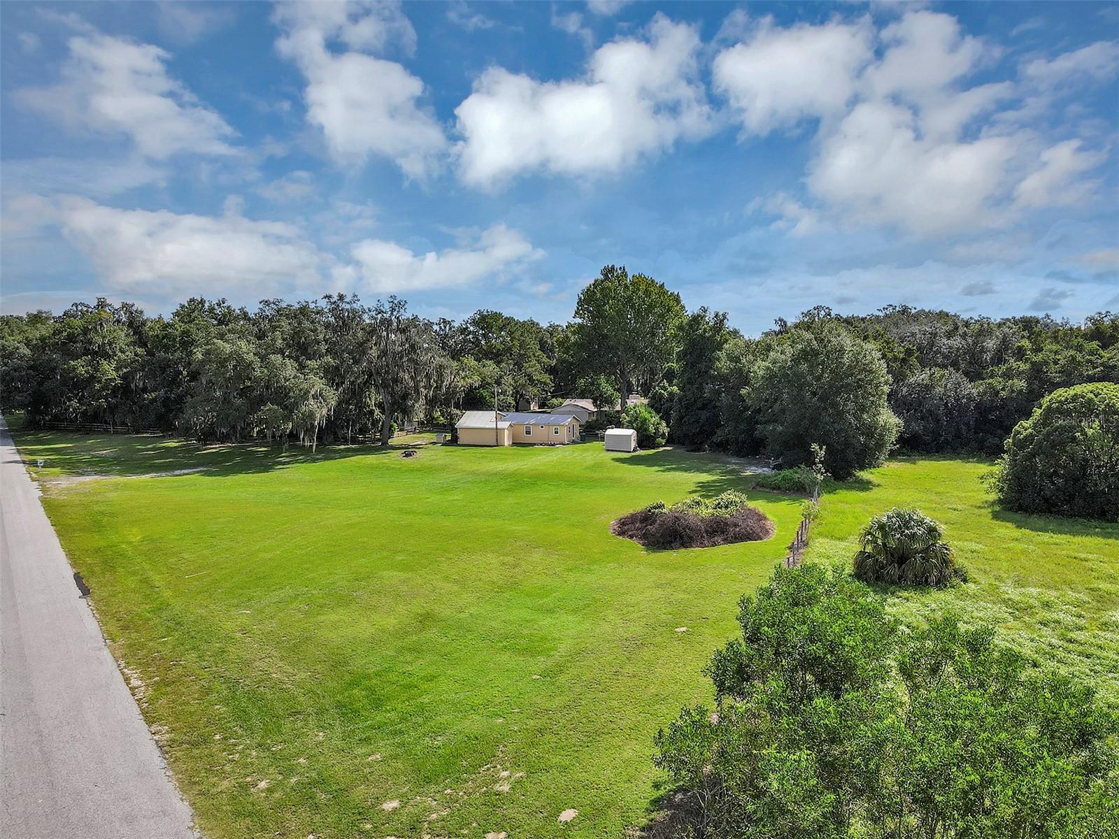 510 PHILLIPS LN, WILDWOOD, FL, 34785