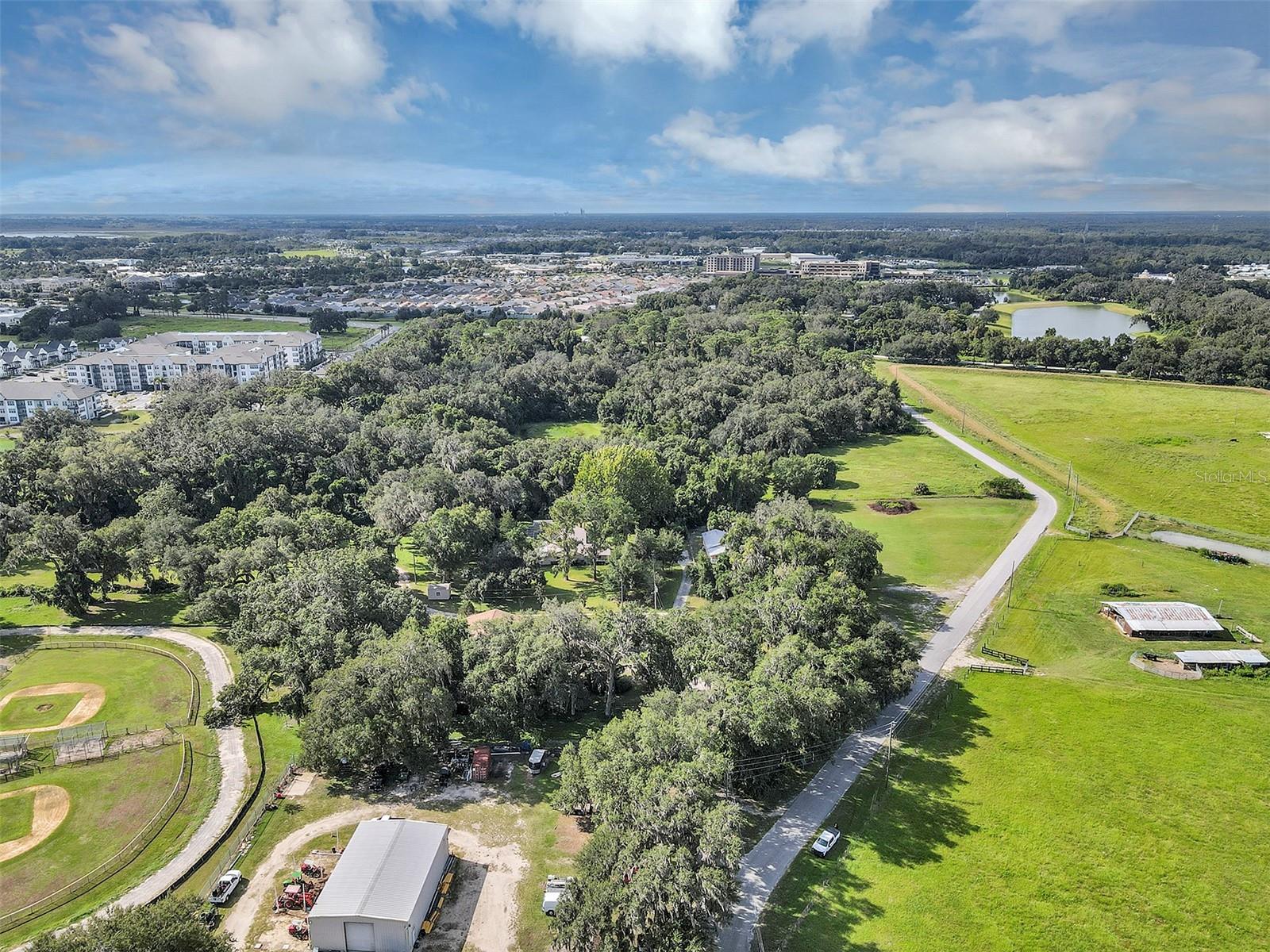 510 PHILLIPS LN, WILDWOOD, FL, 34785