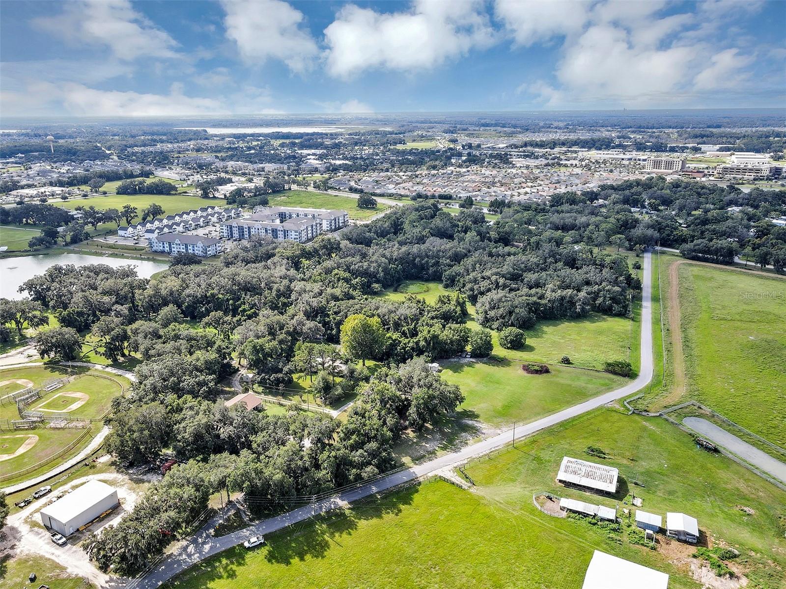 510 PHILLIPS LN, WILDWOOD, FL, 34785