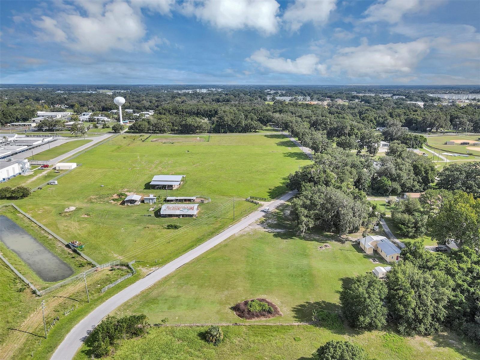 510 PHILLIPS LN, WILDWOOD, FL, 34785