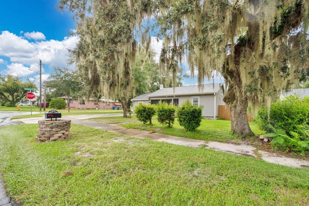 704 E VALENCIA ST, LAKELAND, FL, 33805