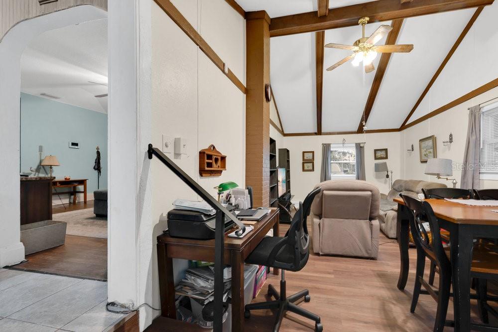 704 E VALENCIA ST, LAKELAND, FL, 33805