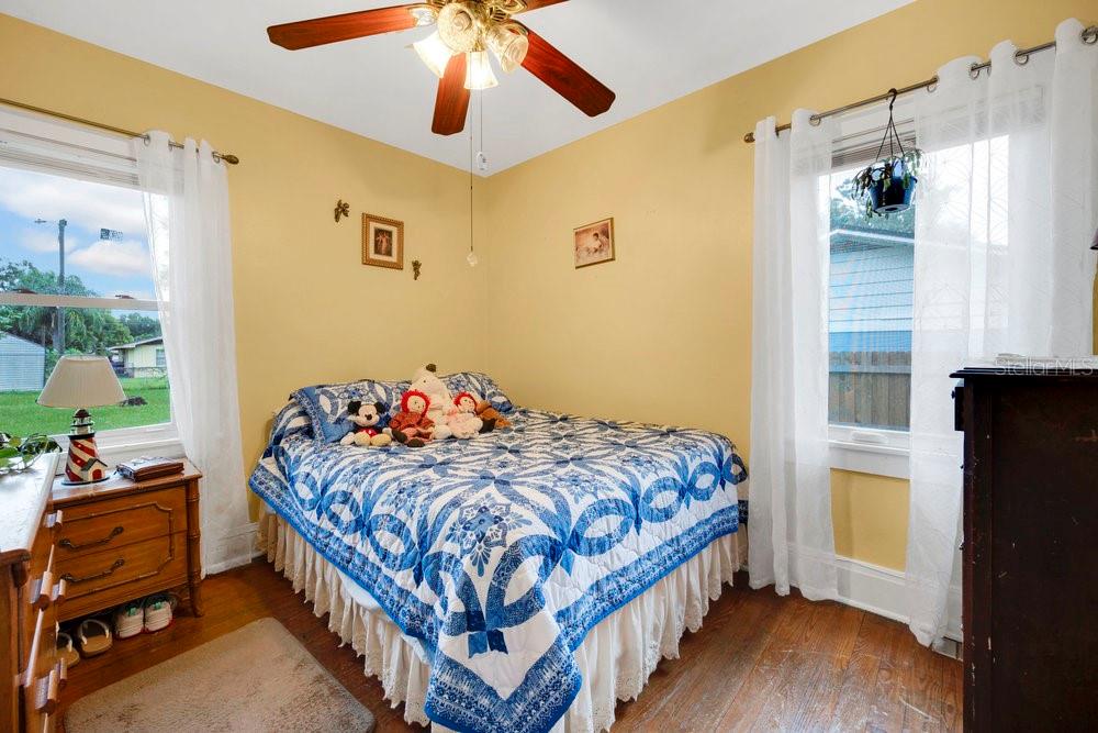 704 E VALENCIA ST, LAKELAND, FL, 33805