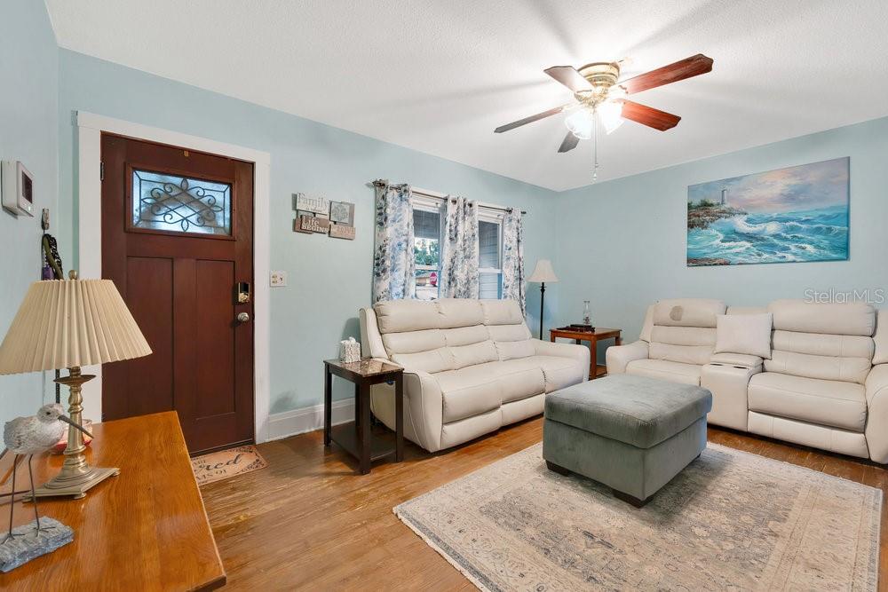 704 E VALENCIA ST, LAKELAND, FL, 33805