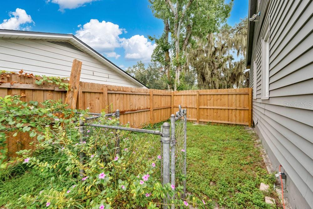 704 E VALENCIA ST, LAKELAND, FL, 33805