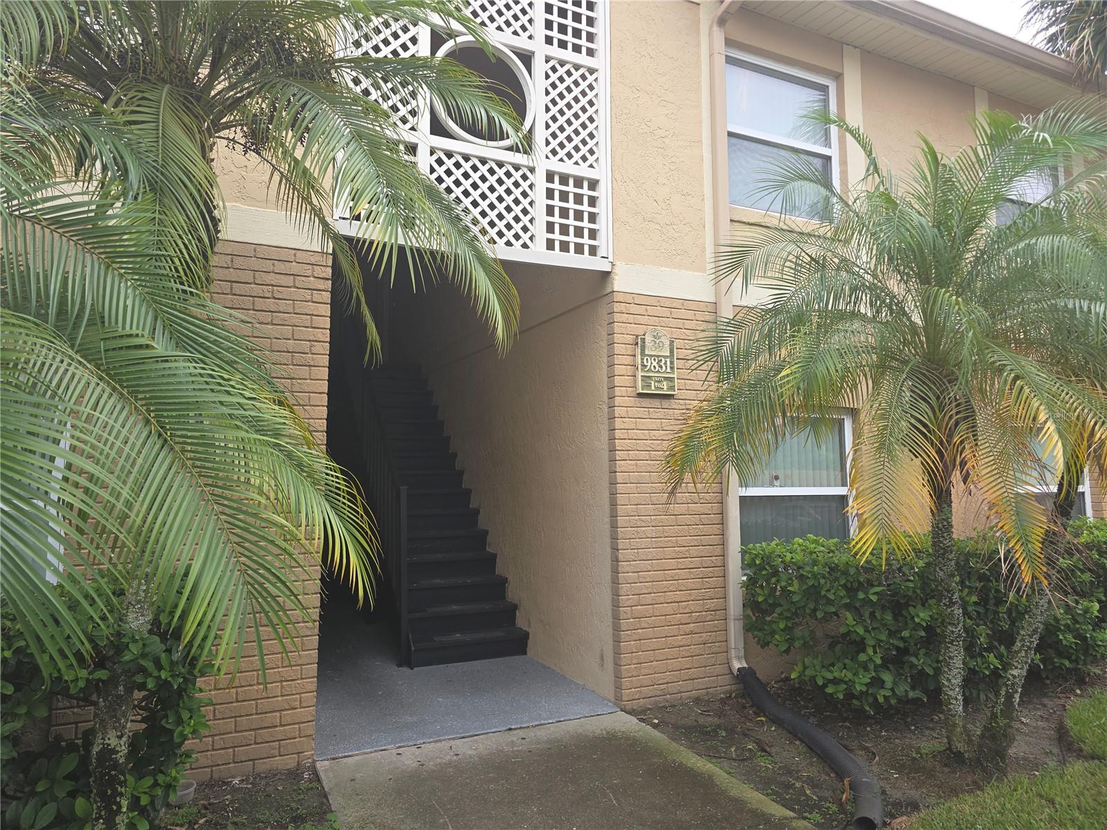 9831 BARLEY CLUB DR #4, ORLANDO, FL, 32837