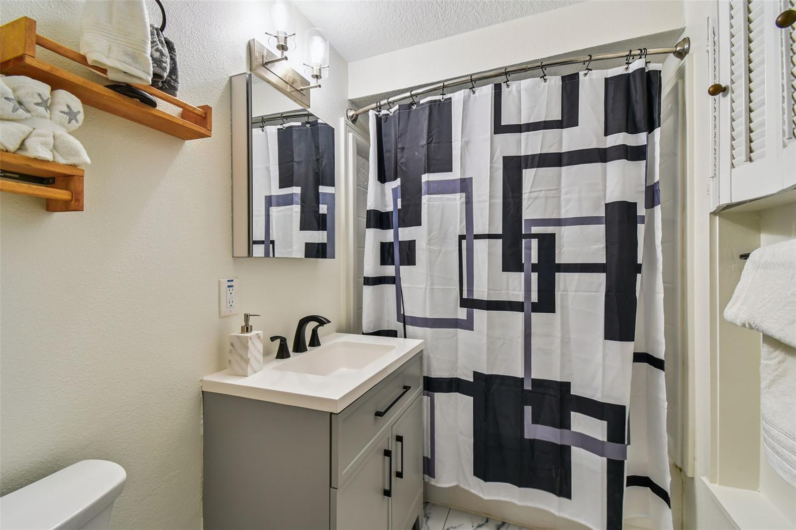 8318 118TH ST, SEMINOLE, FL, 33772