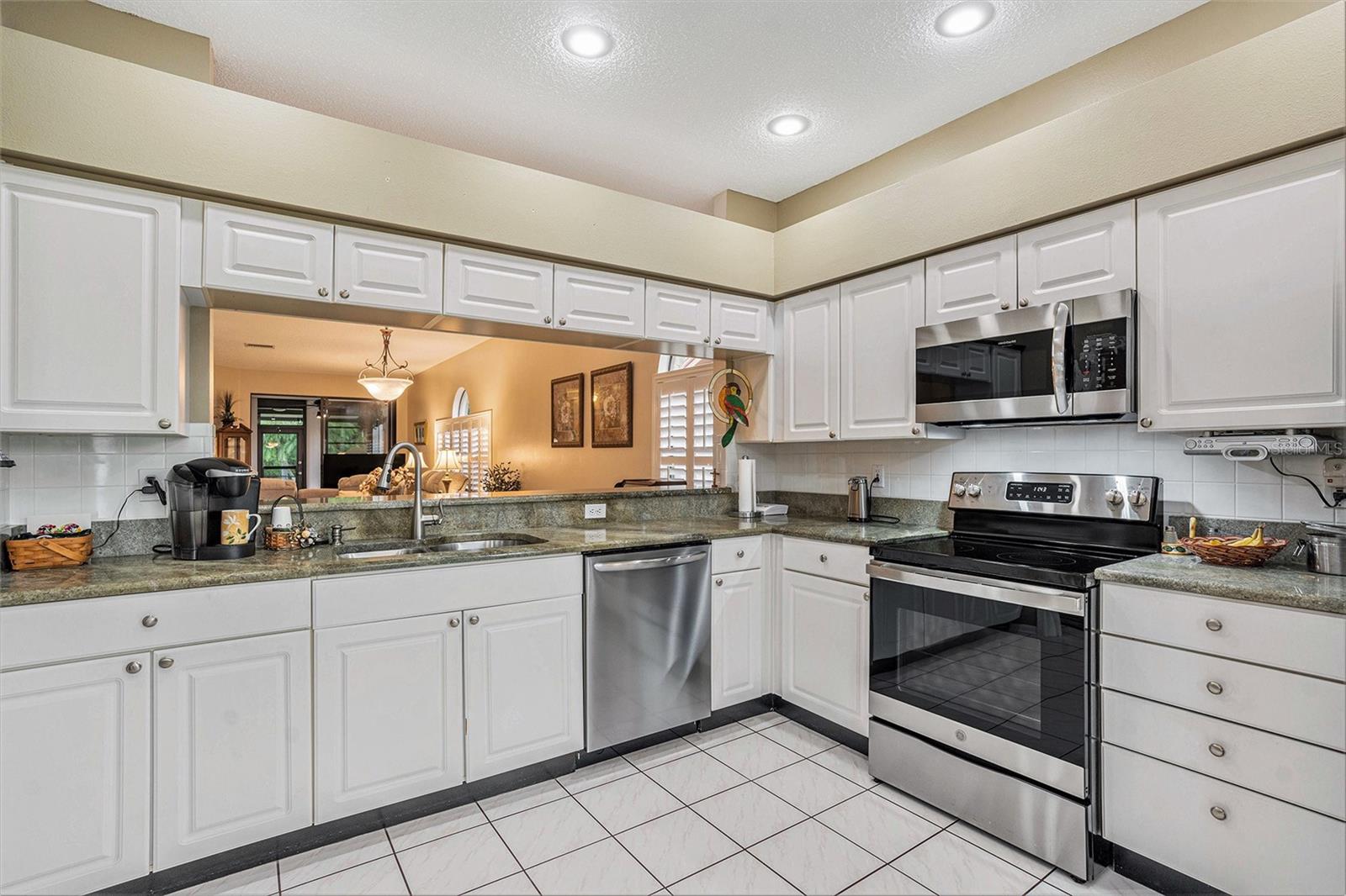 3724 DARSTON ST, PALM HARBOR, FL, 34685