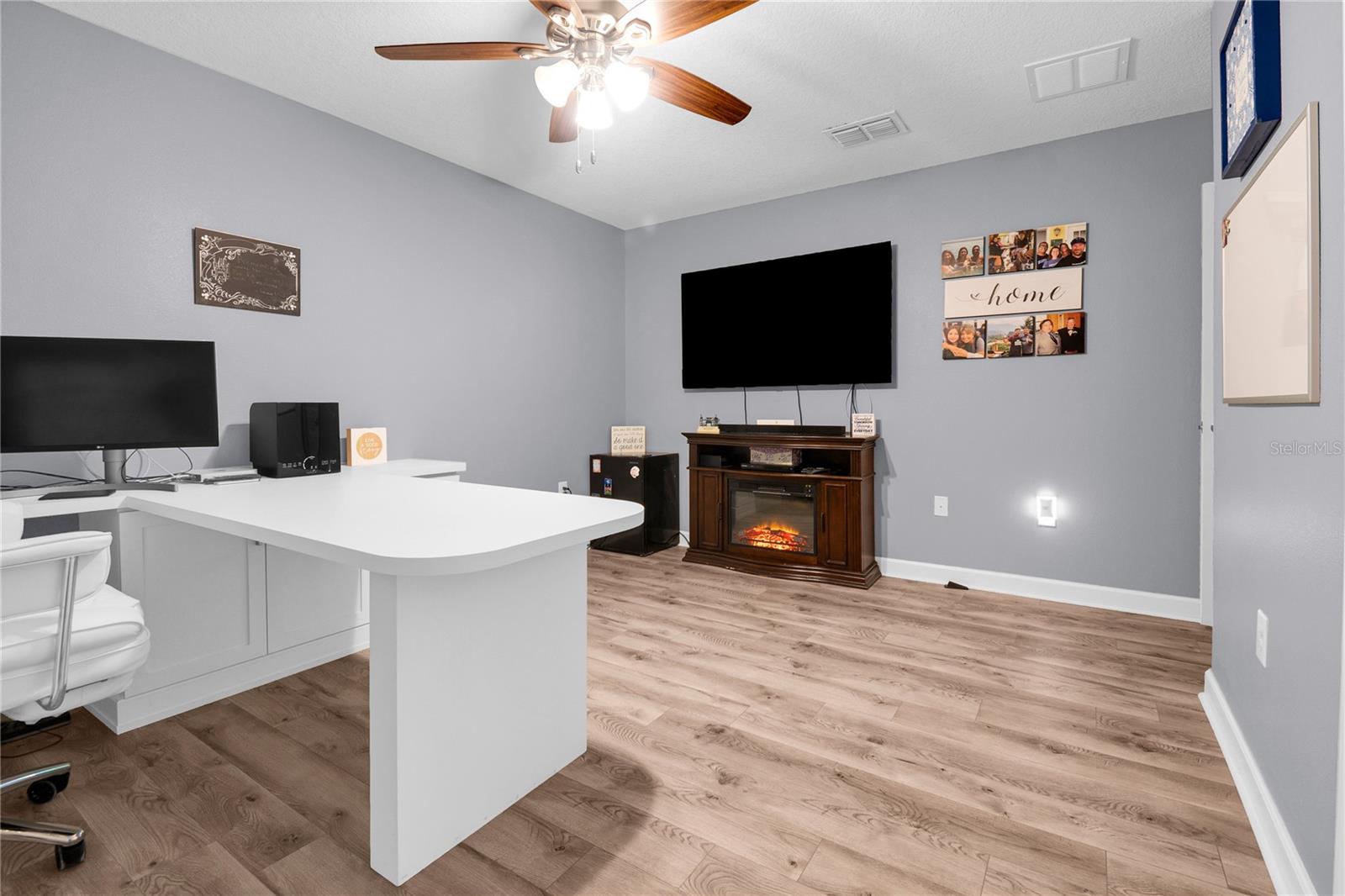 1301 GLENEAGLES LN, DAVENPORT, FL, 33896