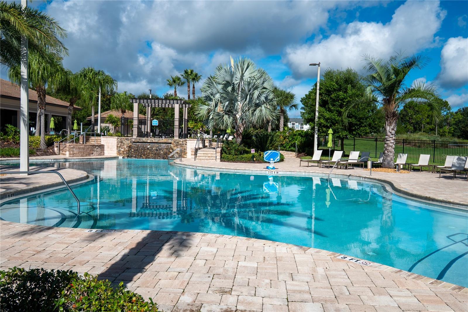 1301 GLENEAGLES LN, DAVENPORT, FL, 33896